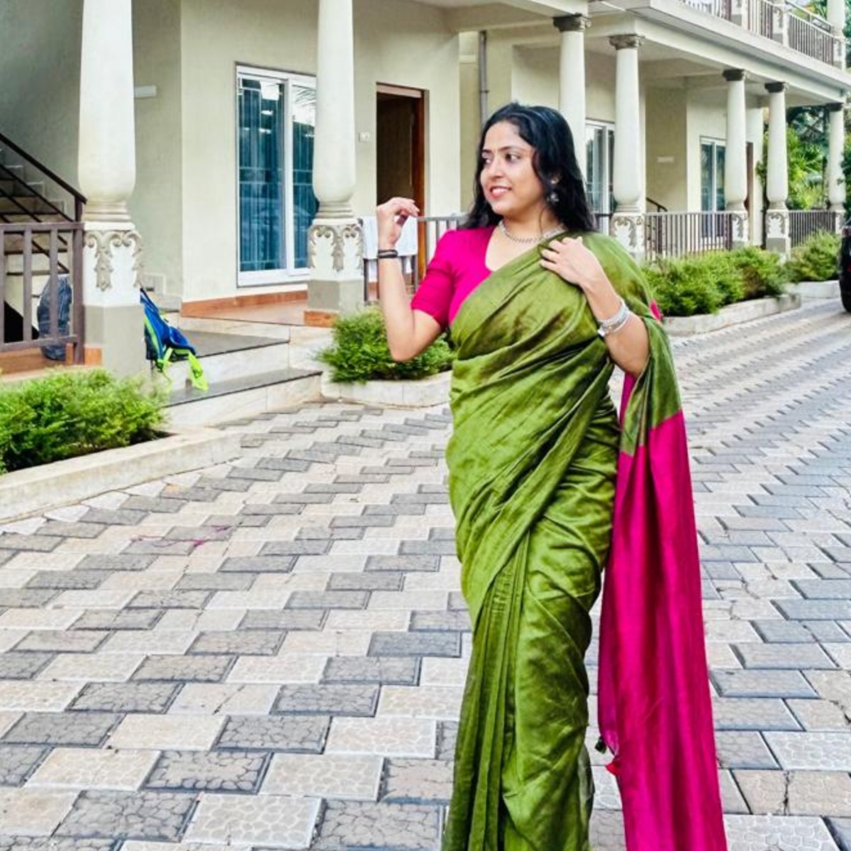 Vidya Pandurng Mire