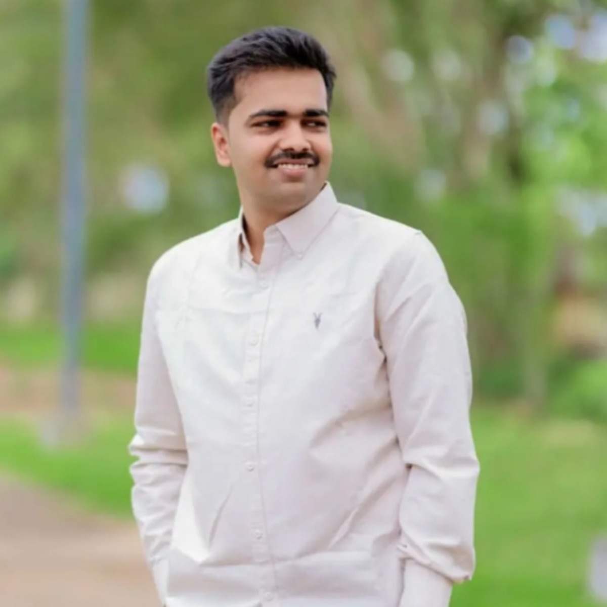 Raviraj Rajiv Jadhav ( Patil )