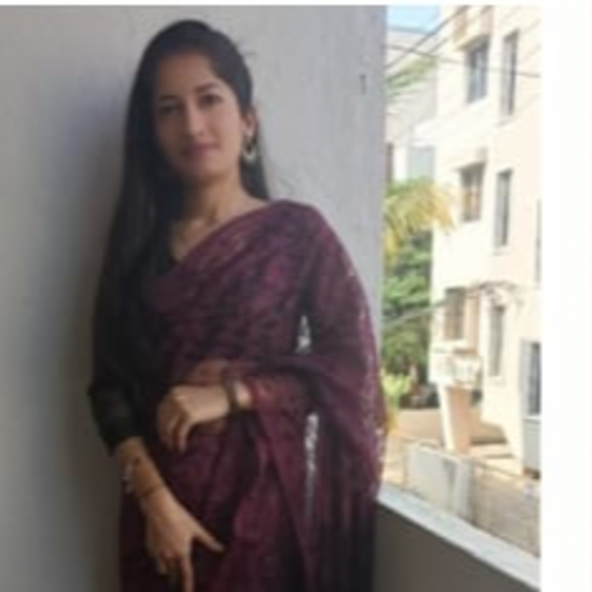 Varsha Ashok Ravo Mole