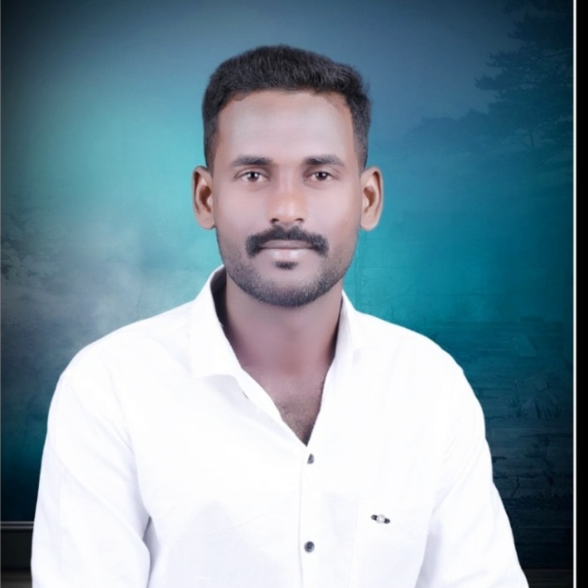 Swapnil Sanjay Kakade
